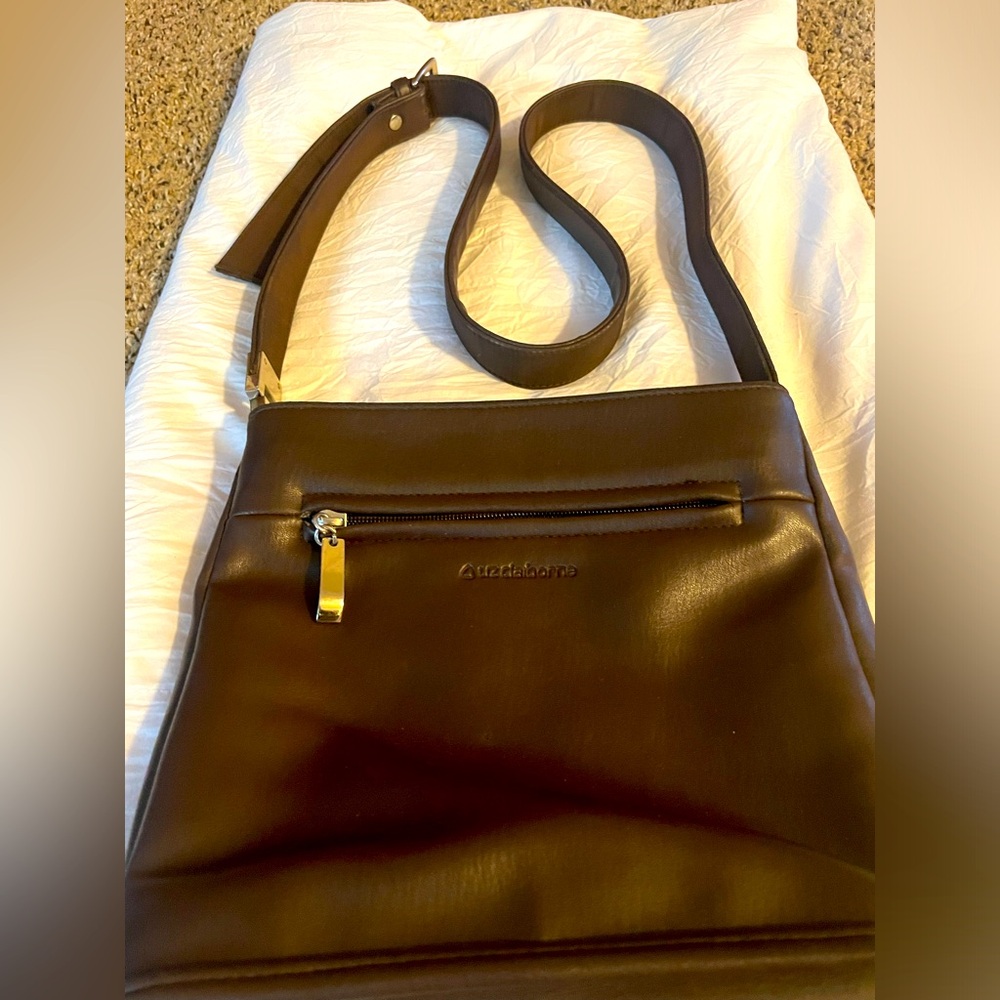 Brown Liz Claiborne shoulder bag purse 👜